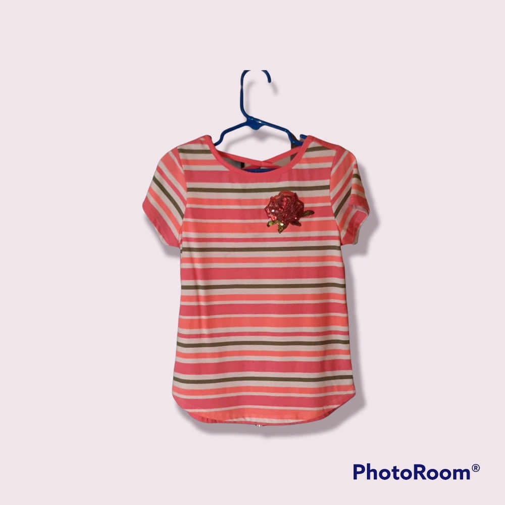 Girls 365Kids from Garanimals shirt with sequin rose